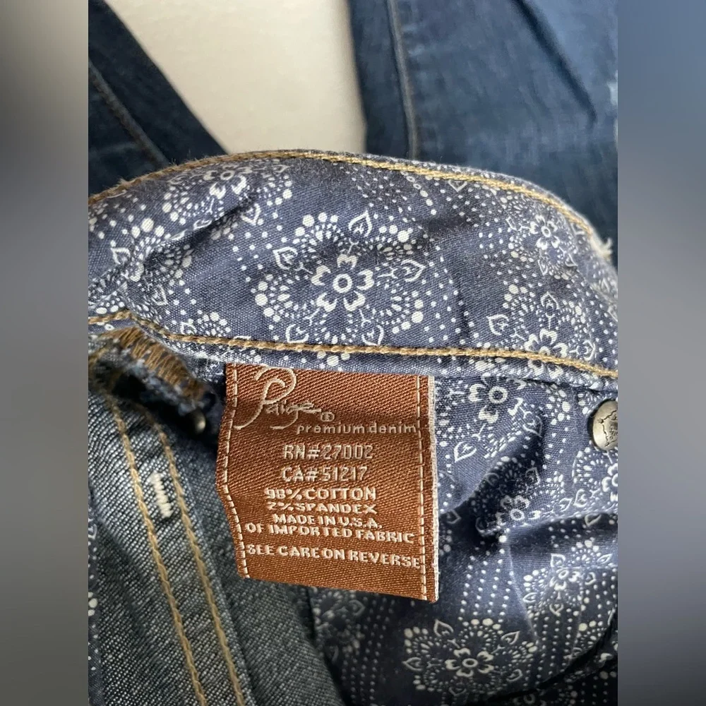 Paige Women’s Blue jeans size 29 distressed Medium  wash - Picture 7 of 10